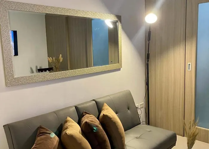 Shell Residences Moa By Kirstie *
